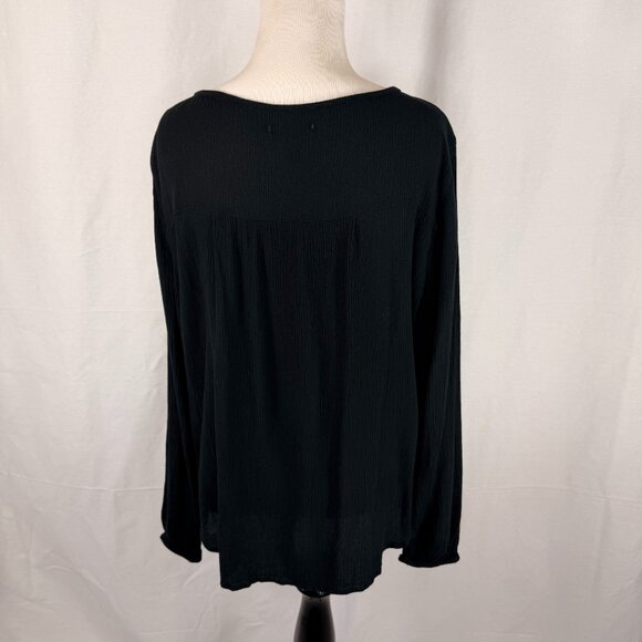 Gap Women's Boho Flowy style Long Sleeve Top | Black w/ Front Detail | Medium | - Picture 5 of 9